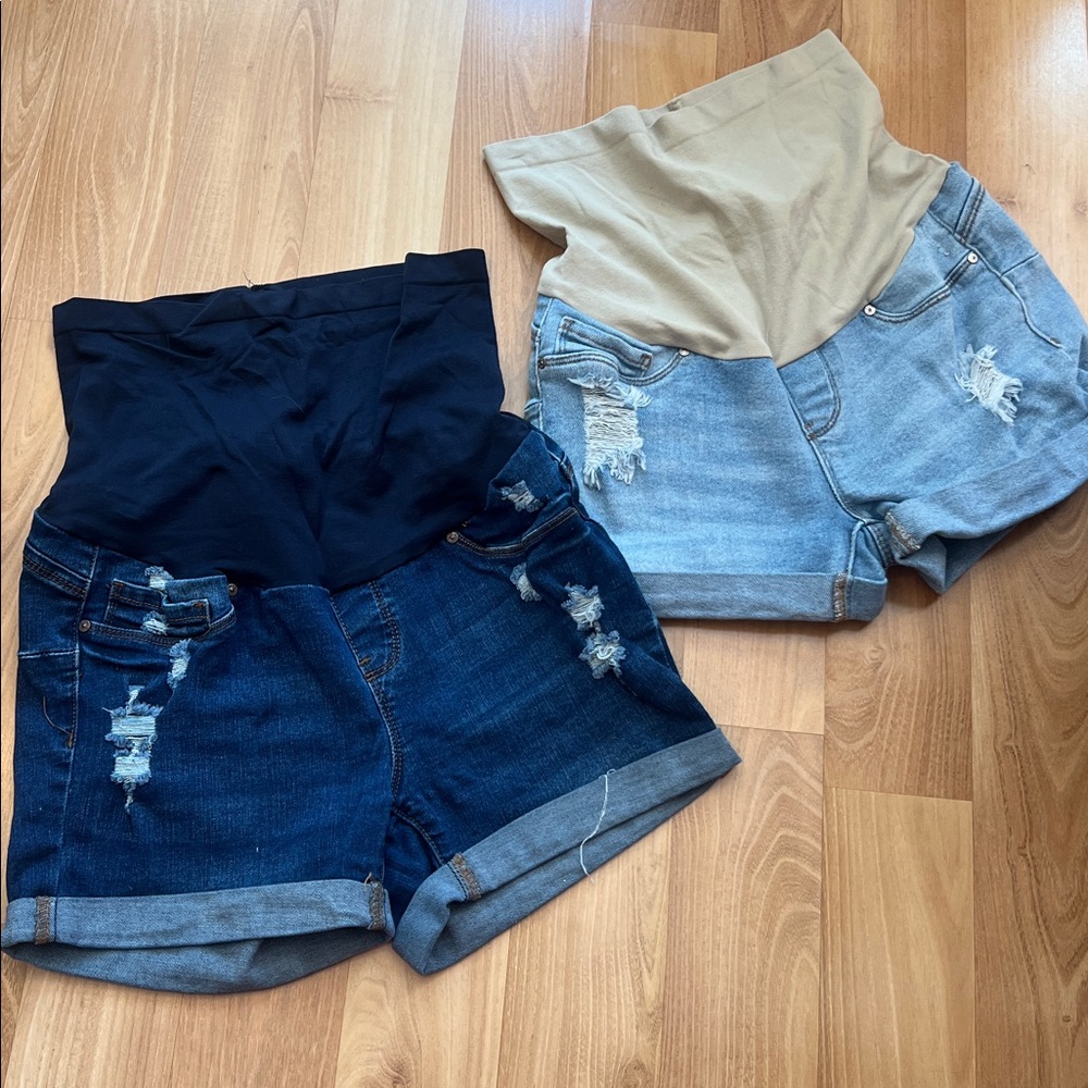 Women's Maternity bundle pull on in light and dark distressed Shorts S